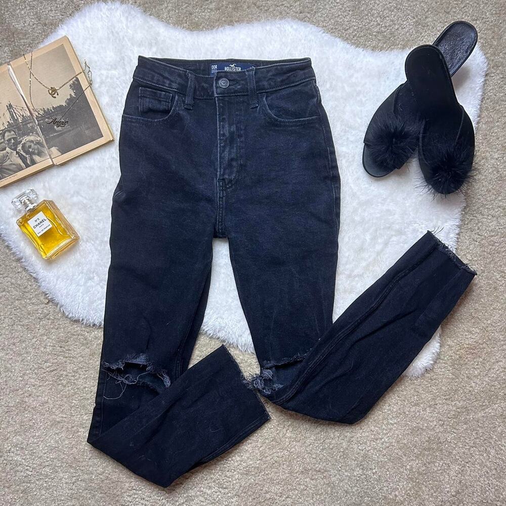 Hollister high waisted jeans!